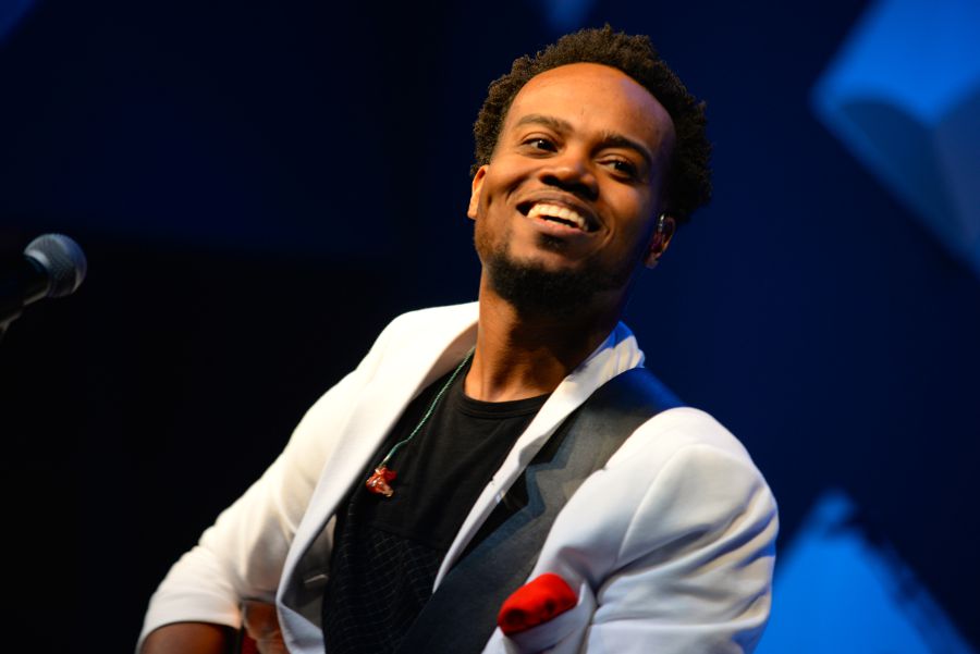 CHORDS: Travis Greene – Made a Way Chord Progression on Piano, Guitar, Ukulele and Keyboard…